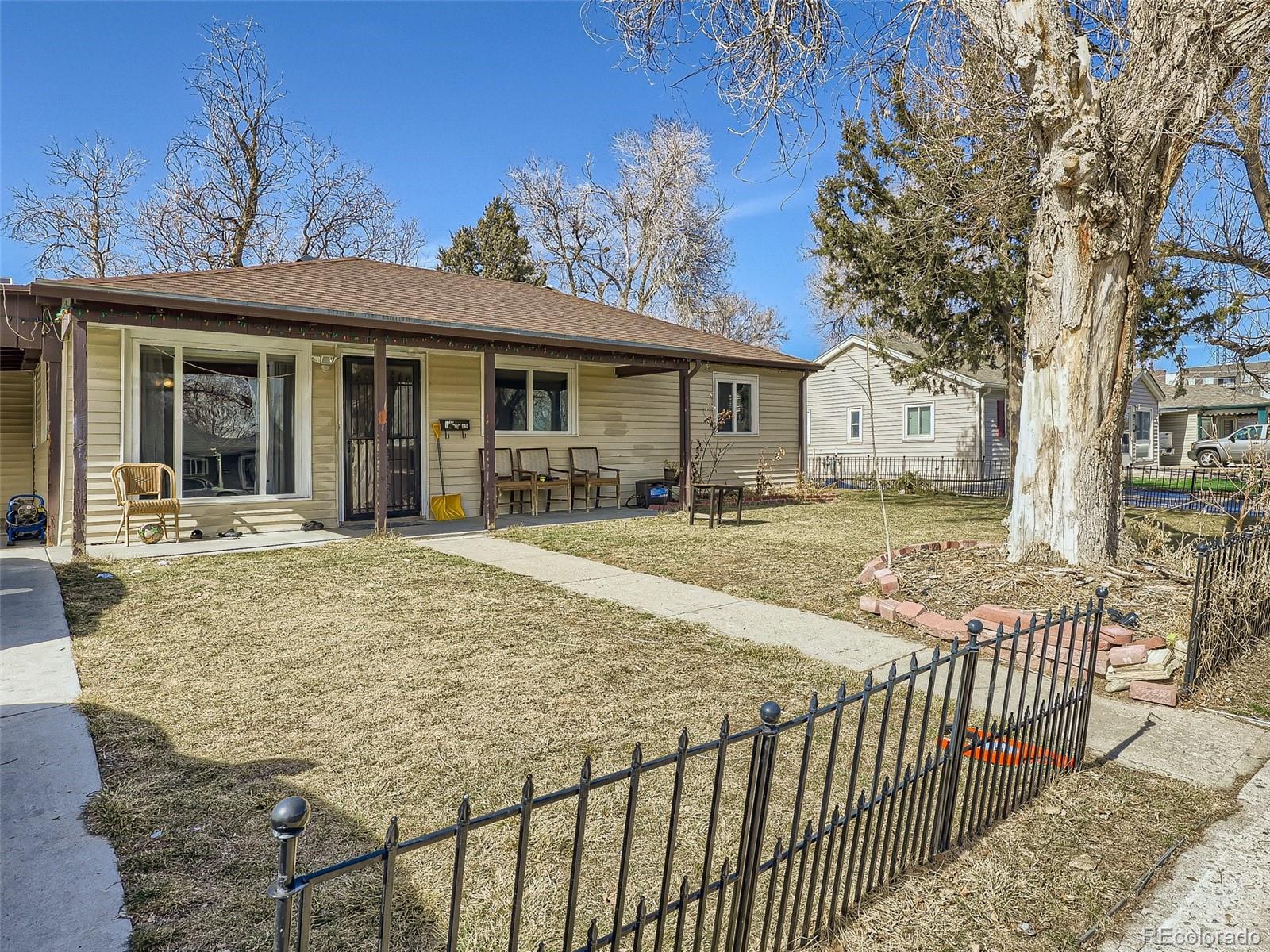 1249 Worchester Street, Aurora CO 80011