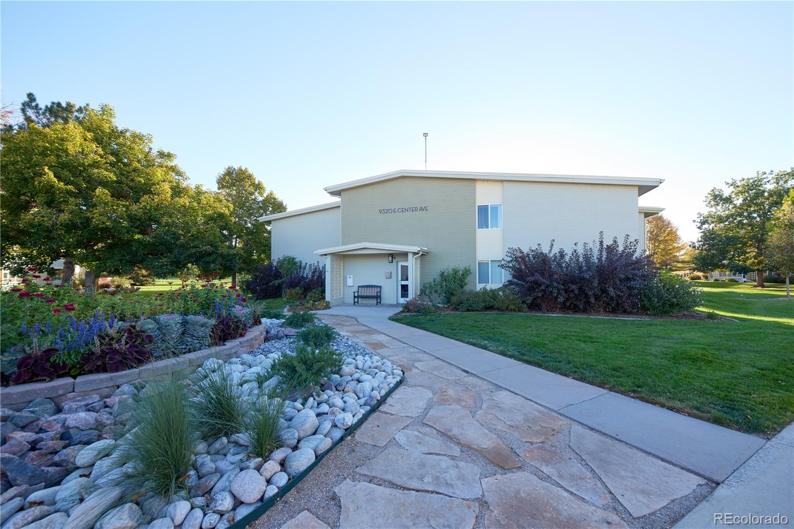 9320 E Center Avenue Unit 8B, Denver CO 80247