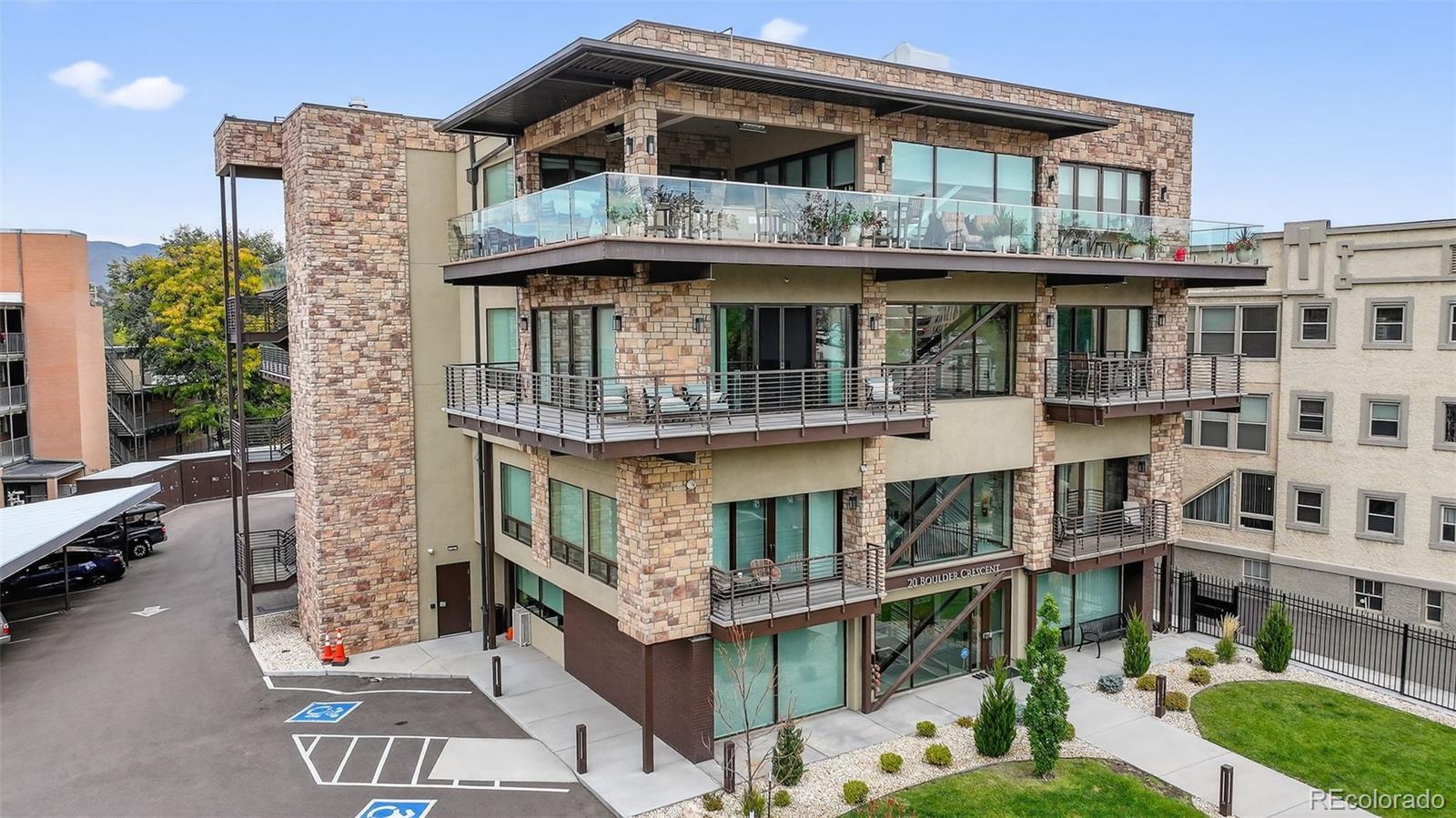 20 Boulder Crescent Street Unit 202, Colorado Springs CO 80903