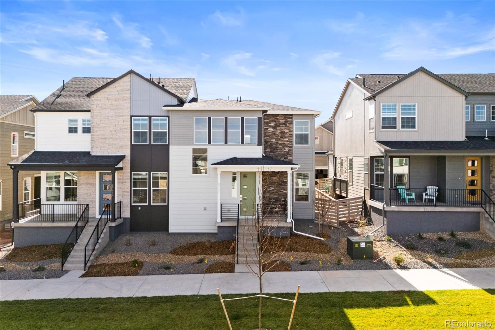 8731 Whiteclover Street, Littleton CO 80125