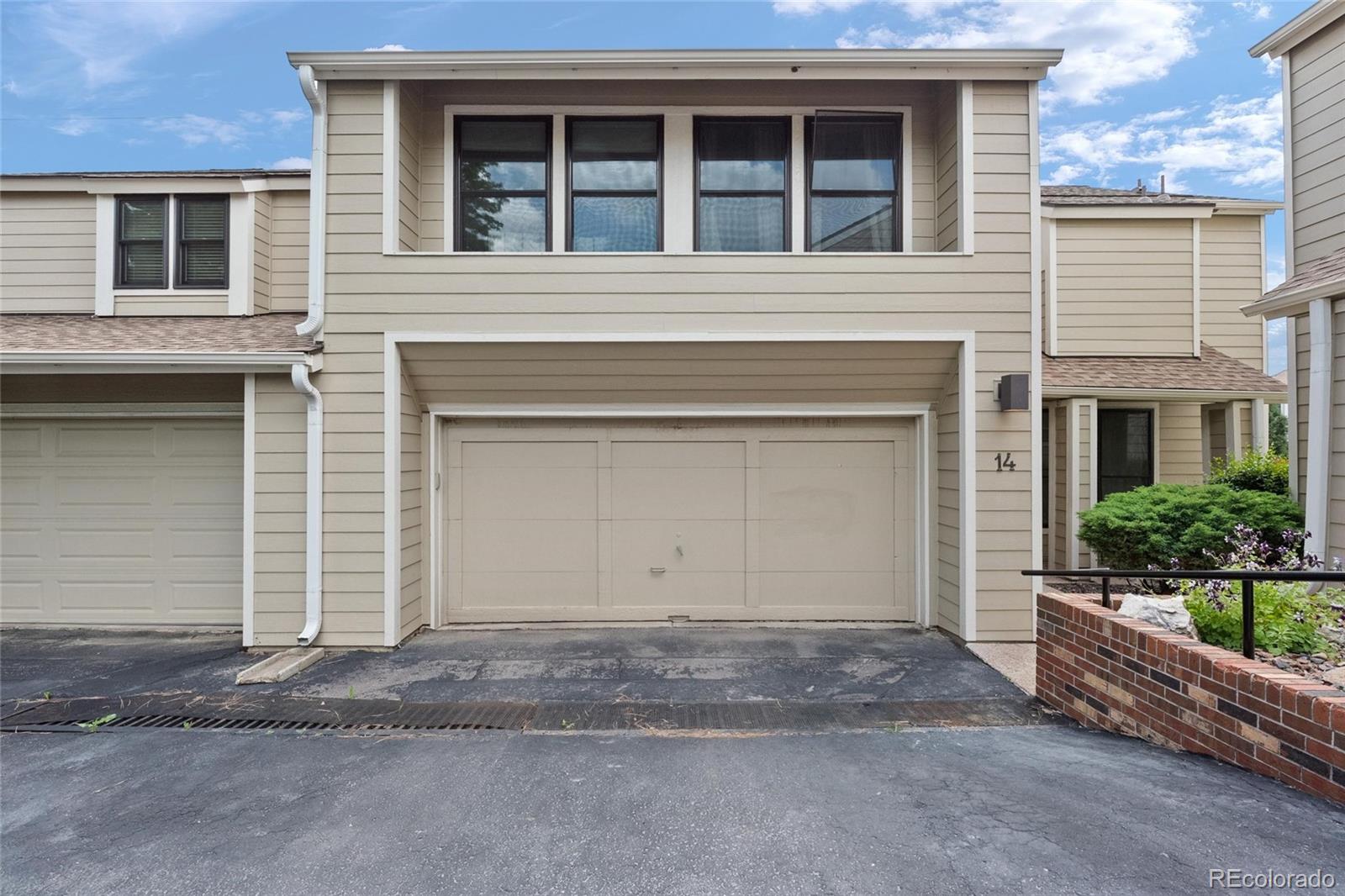 1011 Pierce Street Unit 14, Lakewood CO 80214