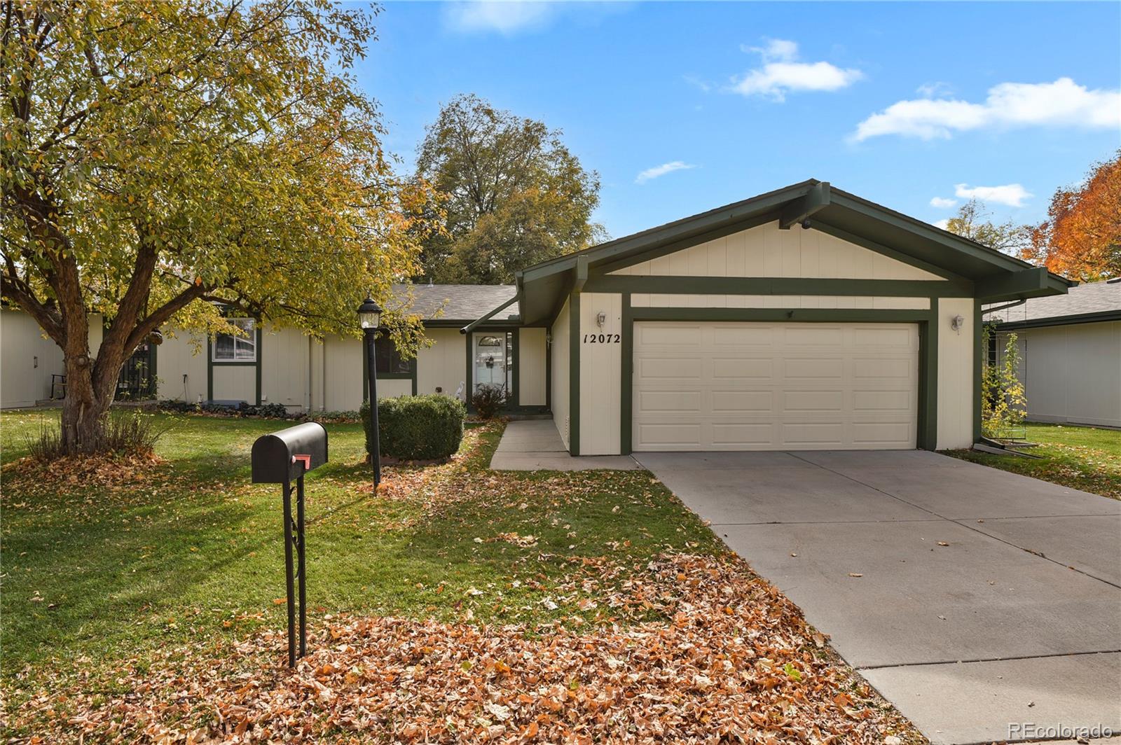 12072 E Maple Avenue, Aurora CO 80012