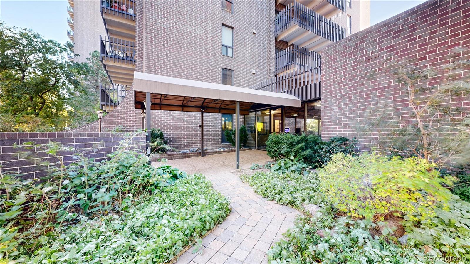 460 S Marion Parkway Unit 102, Denver CO 80209
