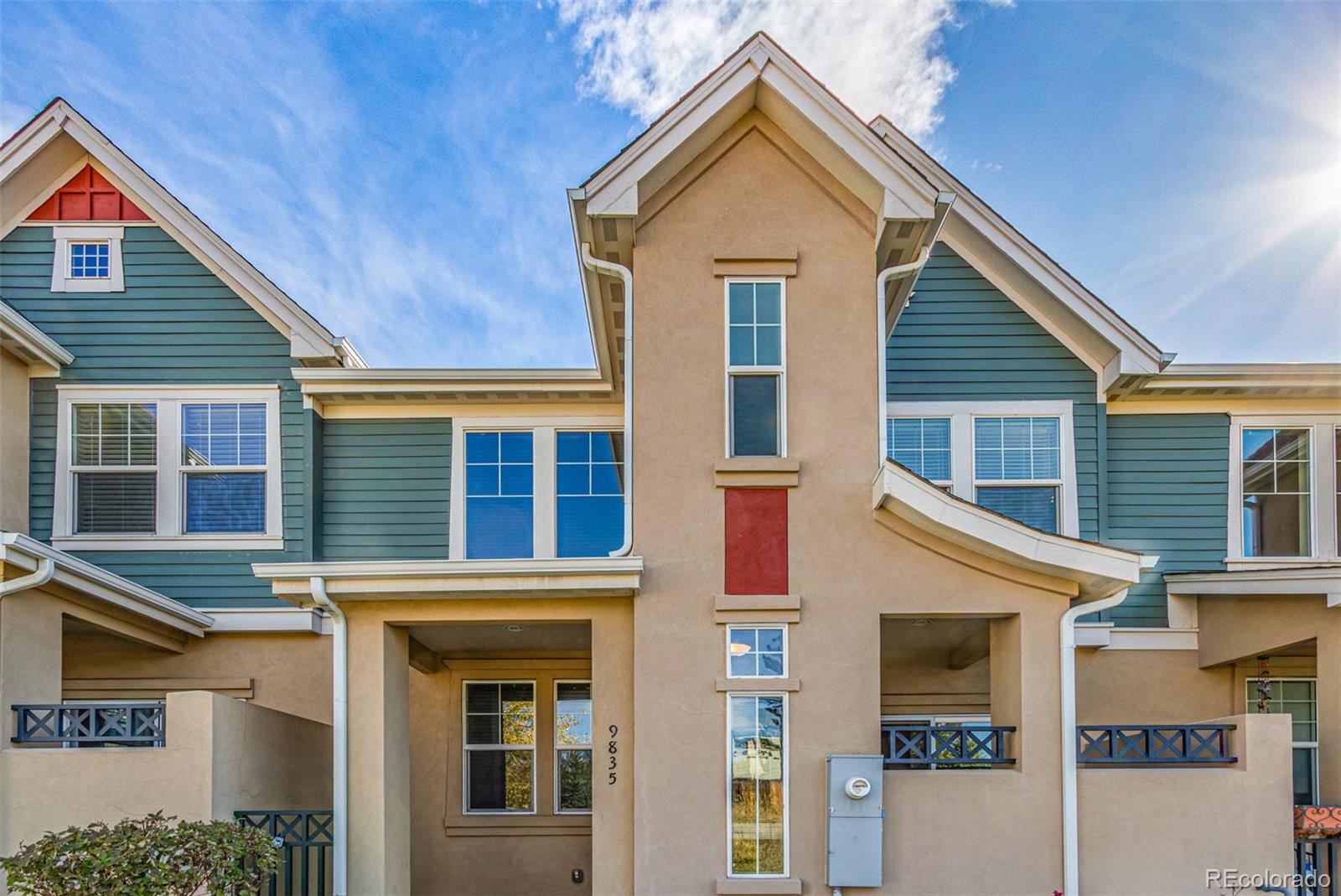 9835 W Hinsdale Place, Littleton CO 80128