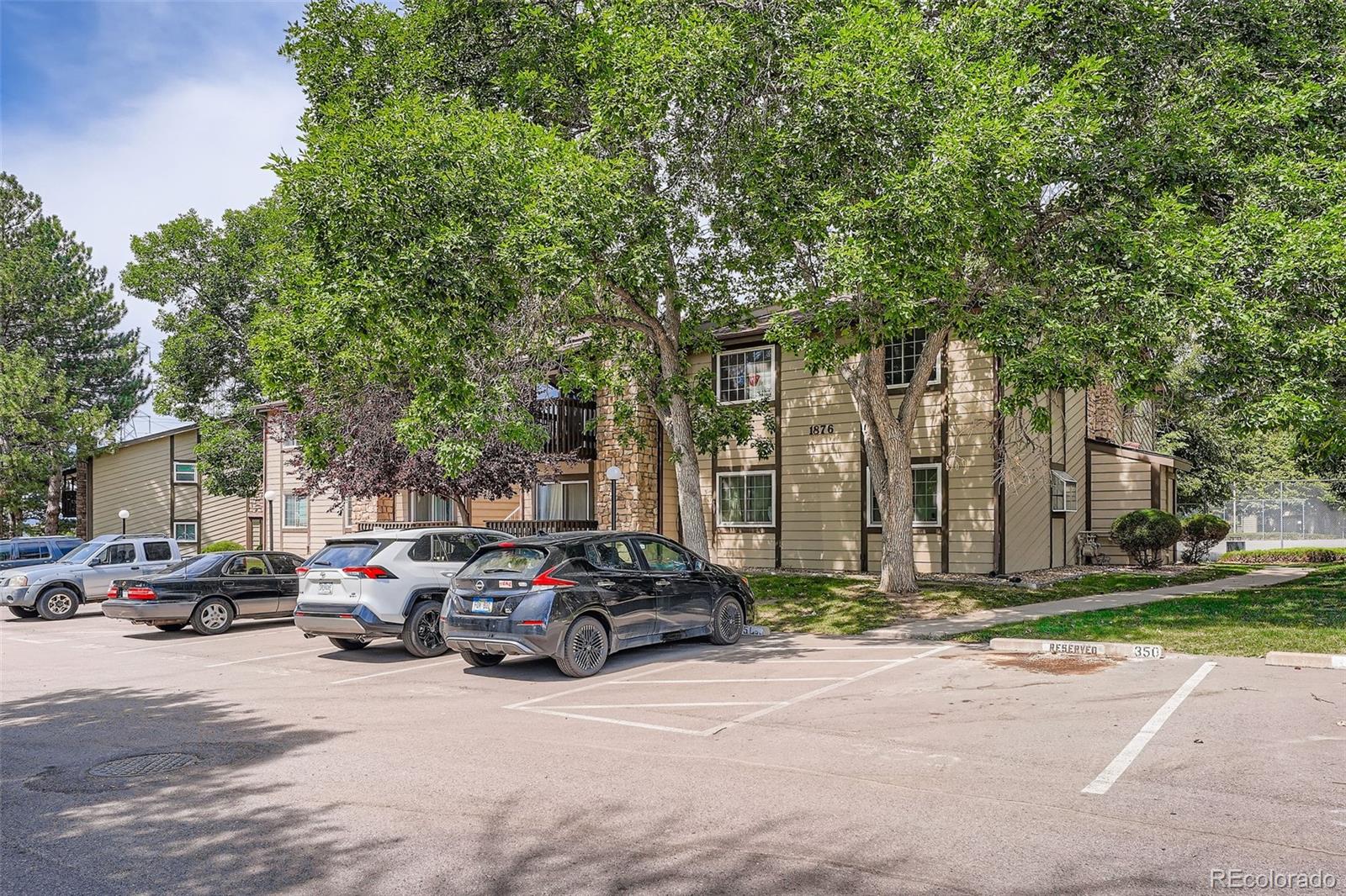 1876 S Pitkin Circle Unit B, Aurora CO 80017