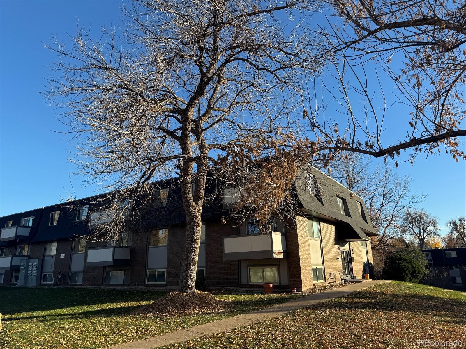 280 E Highline Circle Unit 101, Centennial CO 80122