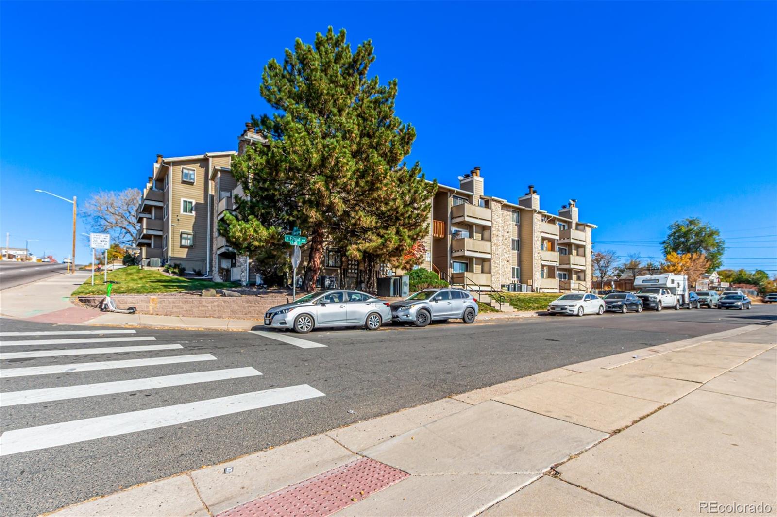 2929 W Floyd Avenue Unit 201, Denver CO 80236