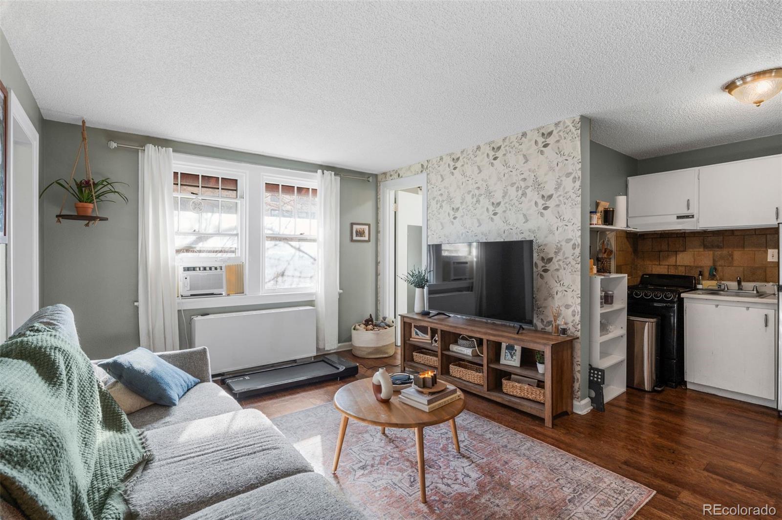 2101 S Josephine Street Unit 202, Denver CO 80210