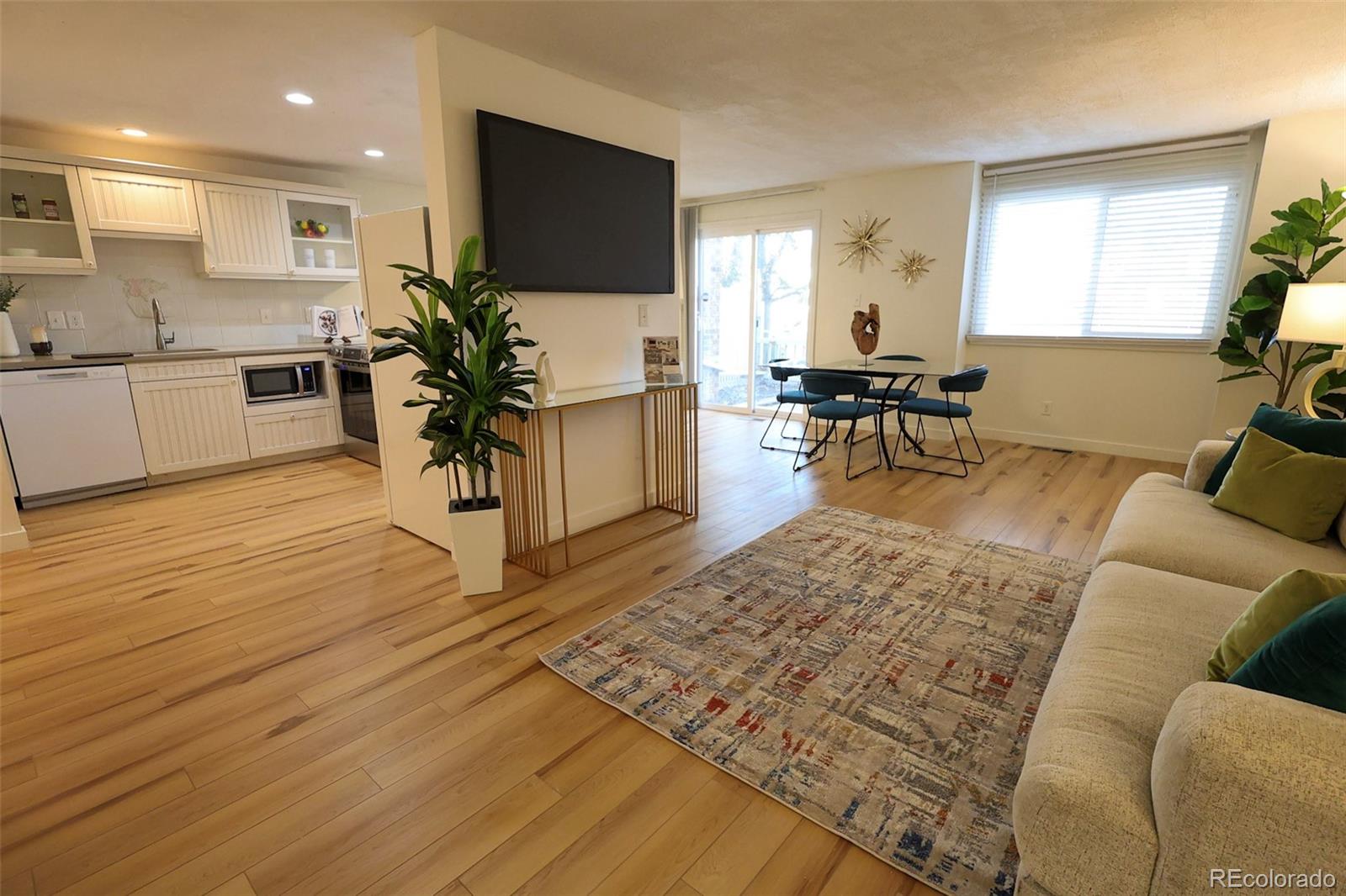 2840 S Kenton Court, Aurora CO 80014