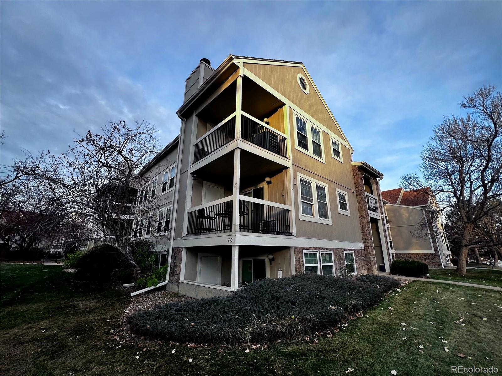 5301 W 76th Avenue Unit 114, Arvada CO 80003