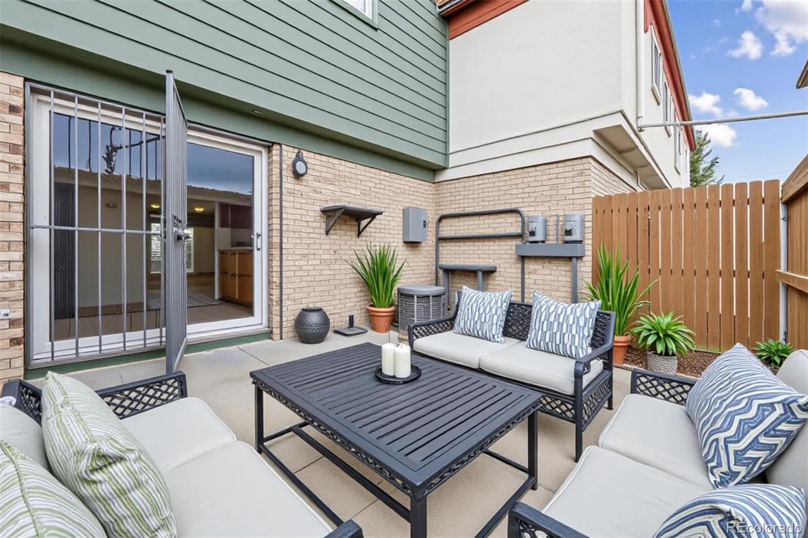 1199 S Monaco Parkway, Denver CO 80224