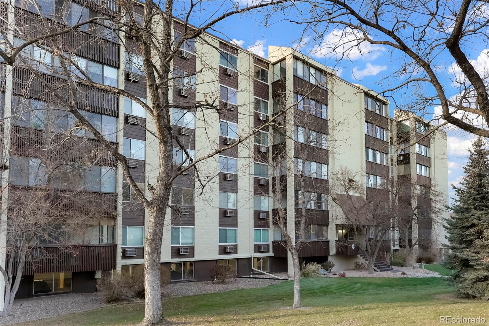 3465 S Poplar Street Unit 208, Denver CO 80224