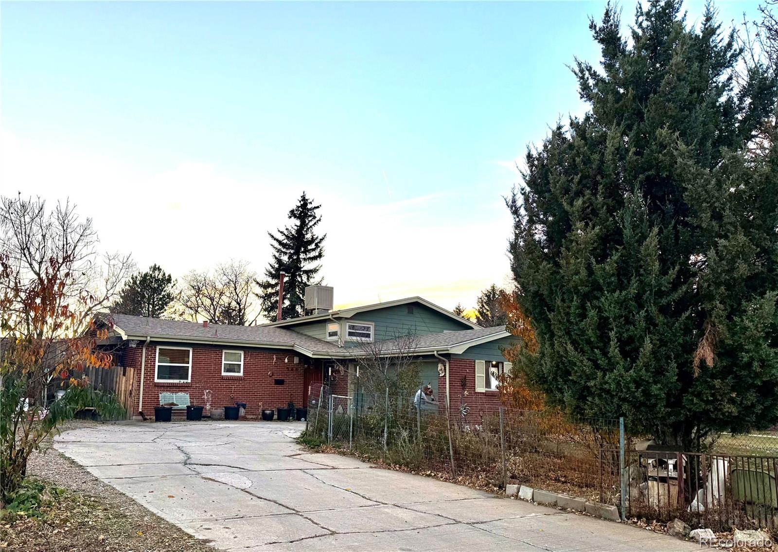 245 Tucson Street, Aurora CO 80011