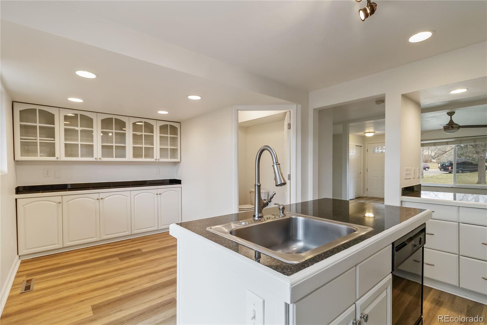 7911 W Glasgow Place, Littleton CO 80128