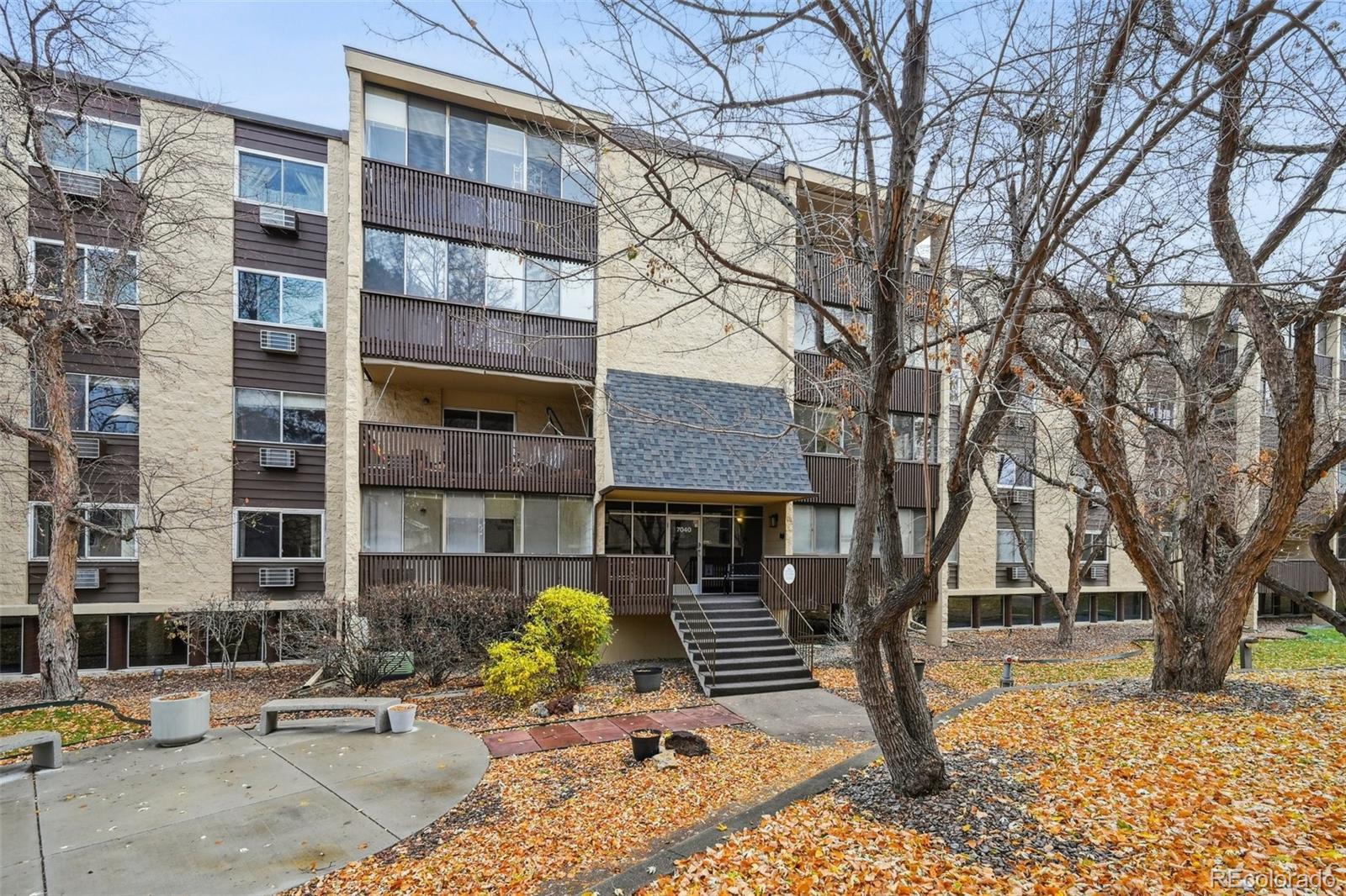 7040 E Girard Avenue Unit 301, Denver CO 80224