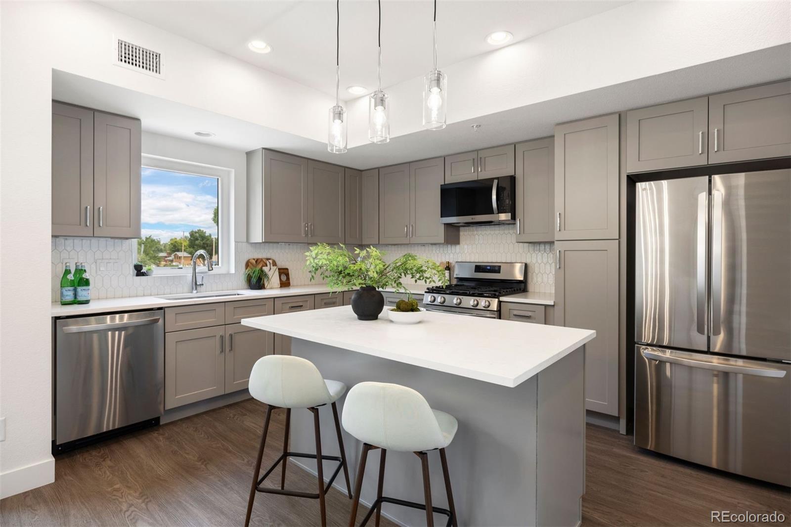 8412 W 52nd Avenue, Arvada CO 80002