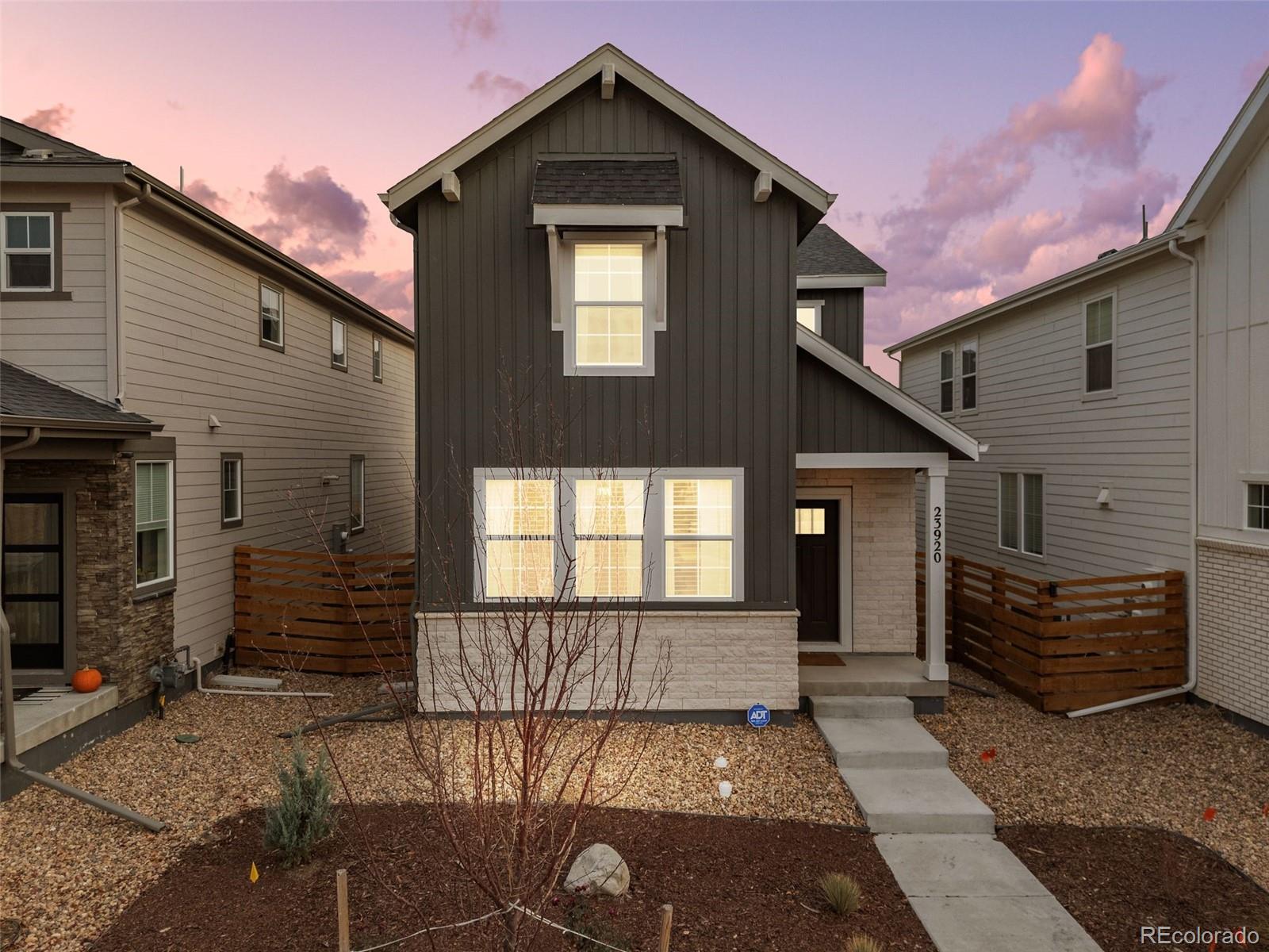 23920 E 34th Avenue, Aurora CO 80019