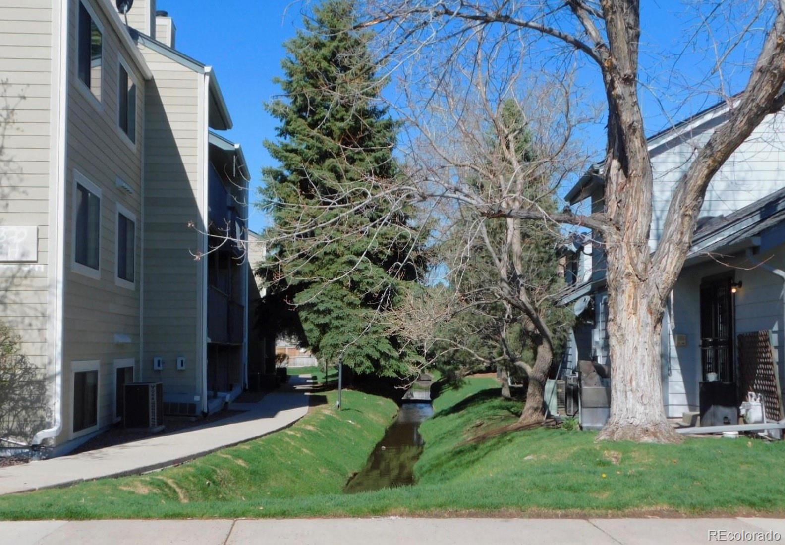 10872 W Evans Avenue Unit 2E, Lakewood CO 80227