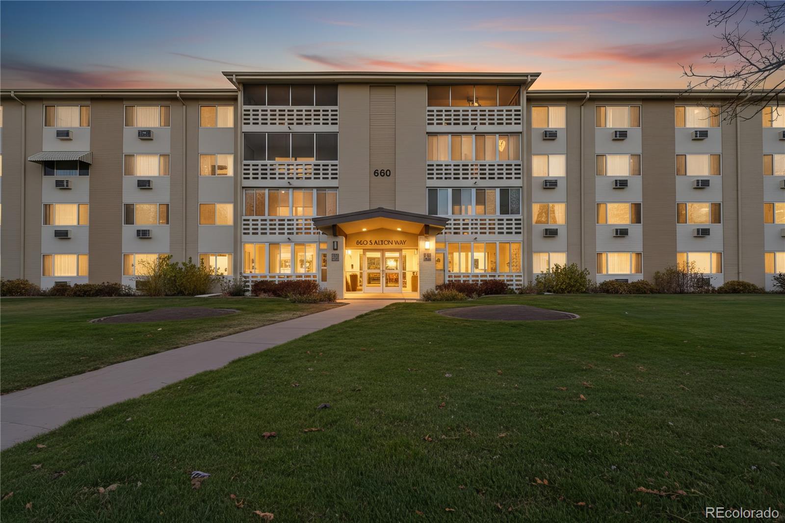 660 S Alton Way Unit 7B, Denver CO 80247