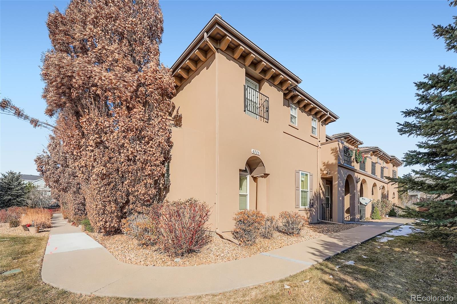 6725 S Versailles Way Unit 103, Aurora CO 80016