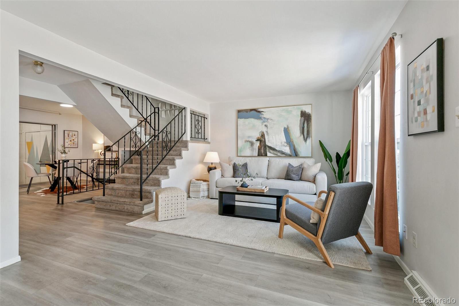 143 Oakland Court, Aurora CO 80011