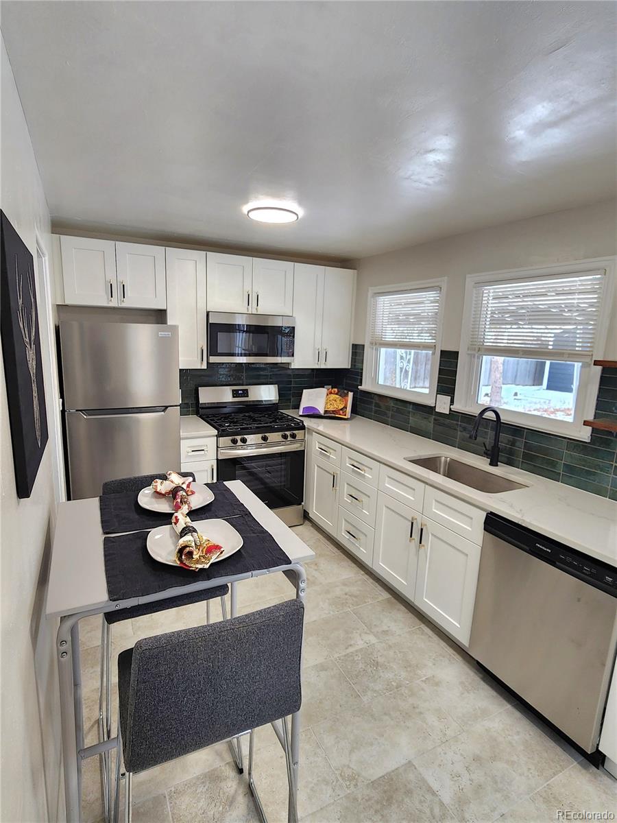 1273 Newark Street, Aurora CO 80010