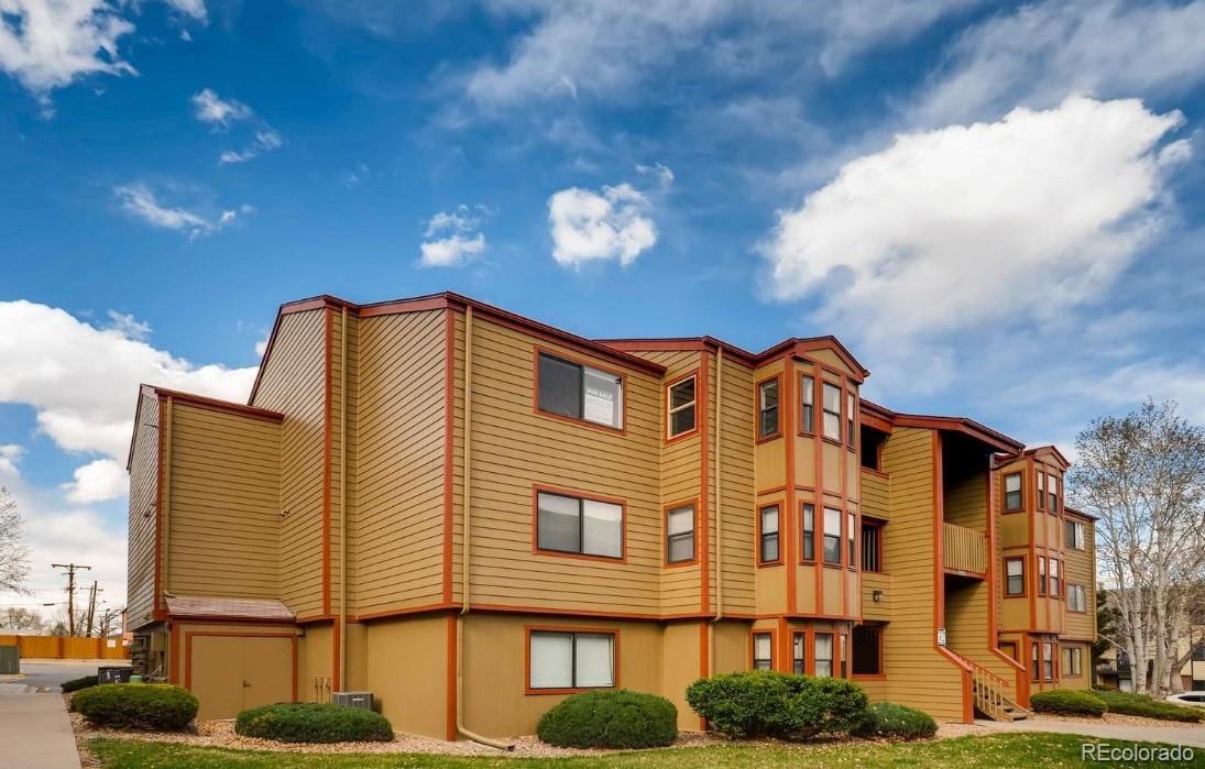 8771 Dawson Street Unit 301, Denver CO 80229