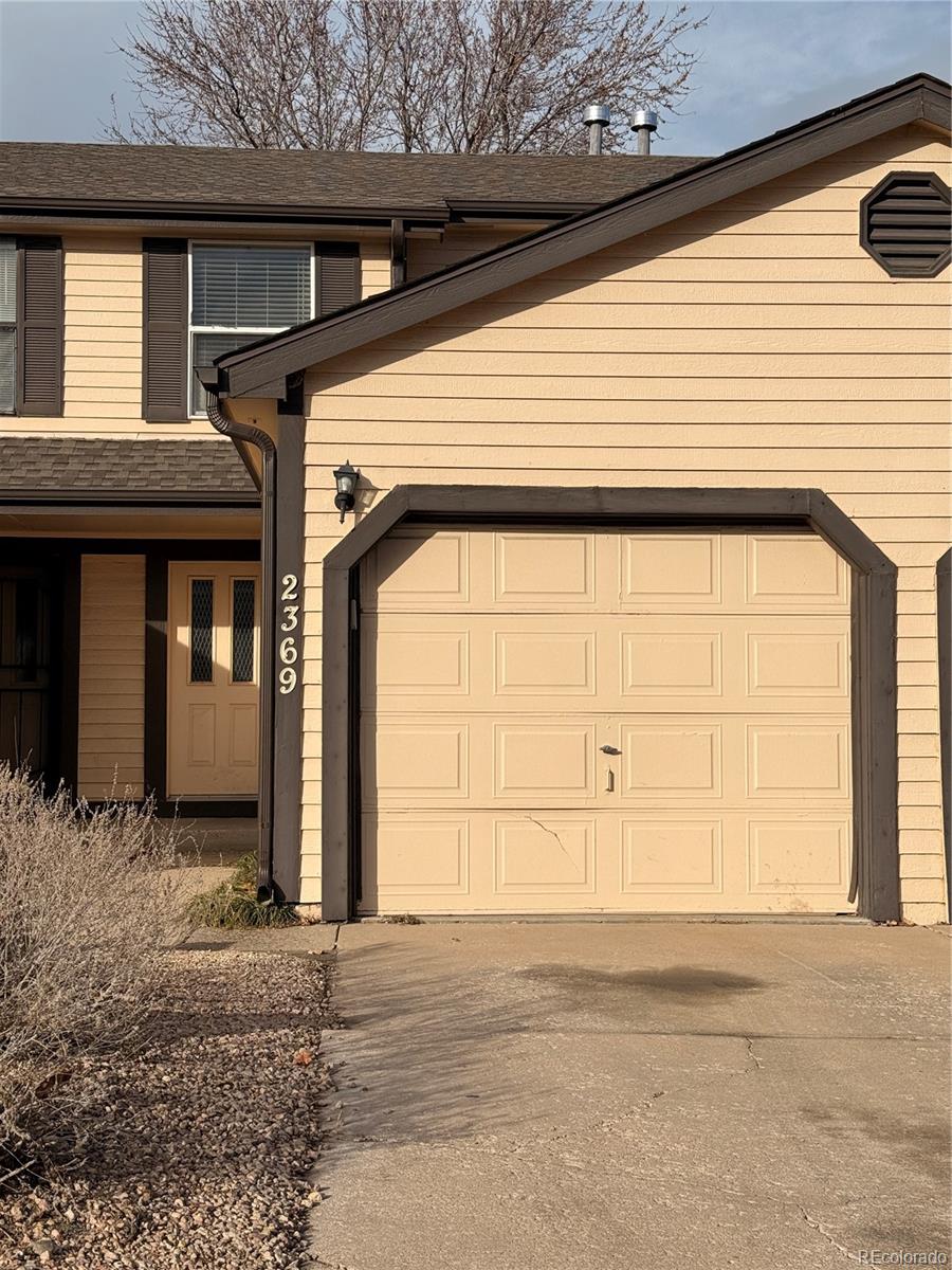 2369 Lexington Village Lane, Colorado Springs CO 80916