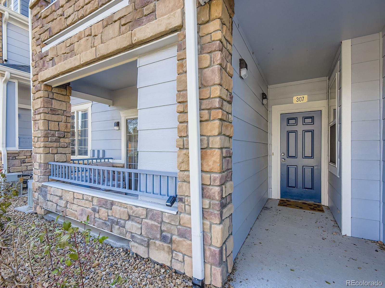 5255 Memphis Street Unit 307, Denver CO 80239