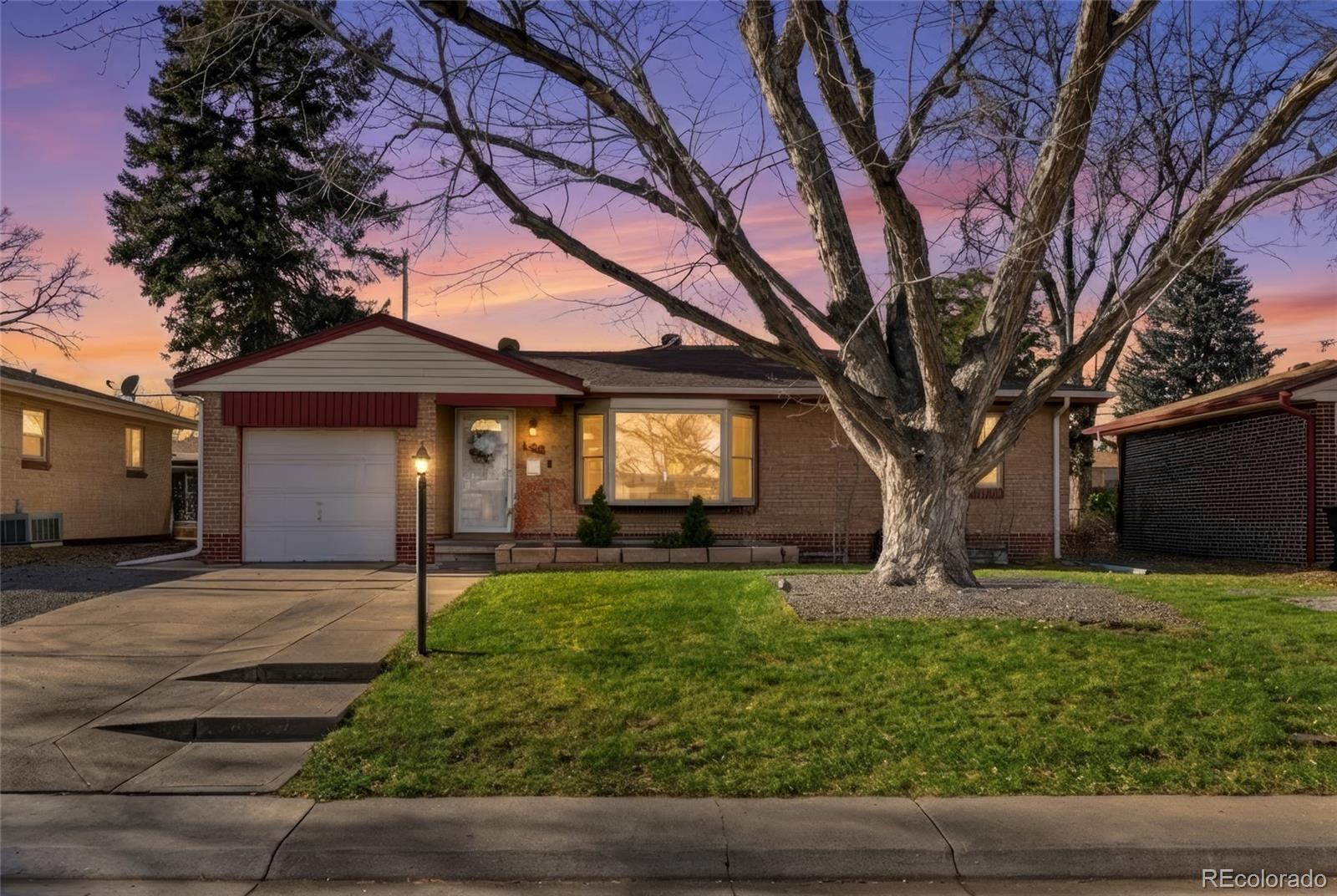 1425 S Eaton Court, Lakewood CO 80232