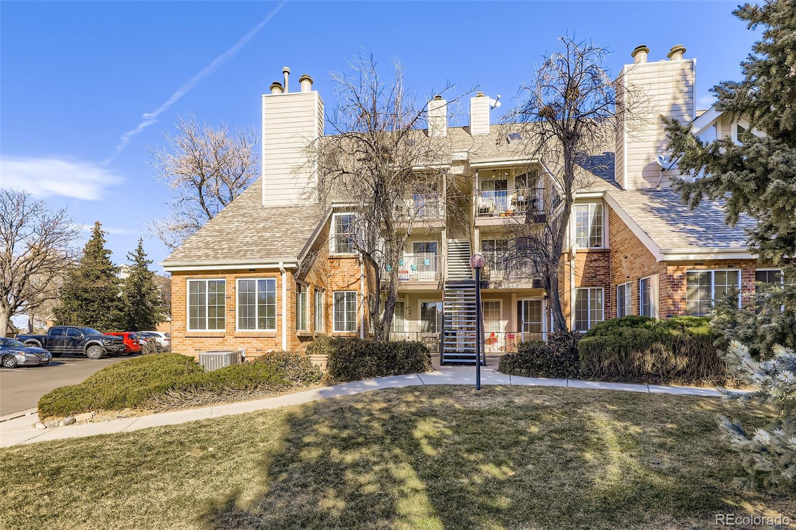 13883 E Lehigh Avenue Unit B, Aurora CO 80014