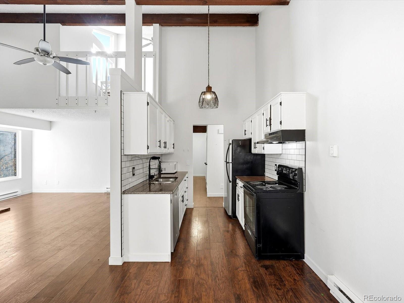 4062 S Atchison Way Unit 302, Aurora CO 80014