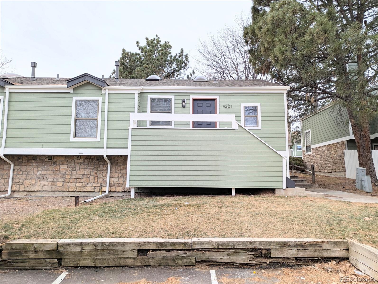 4221 S Richfield Way, Aurora CO 80013