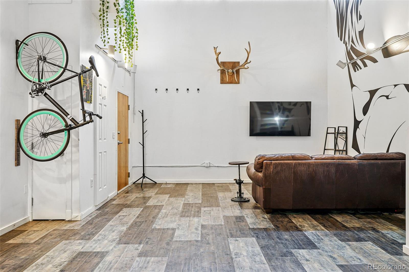 2400 N Broadway Unit 4, Denver CO 80205