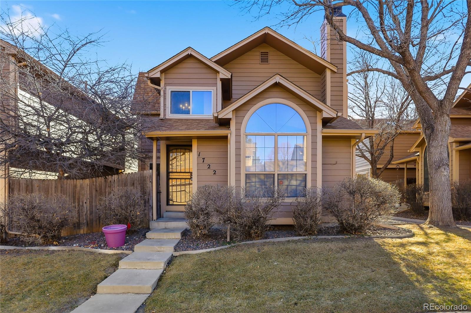 1722 S Richfield Way, Aurora CO 80017