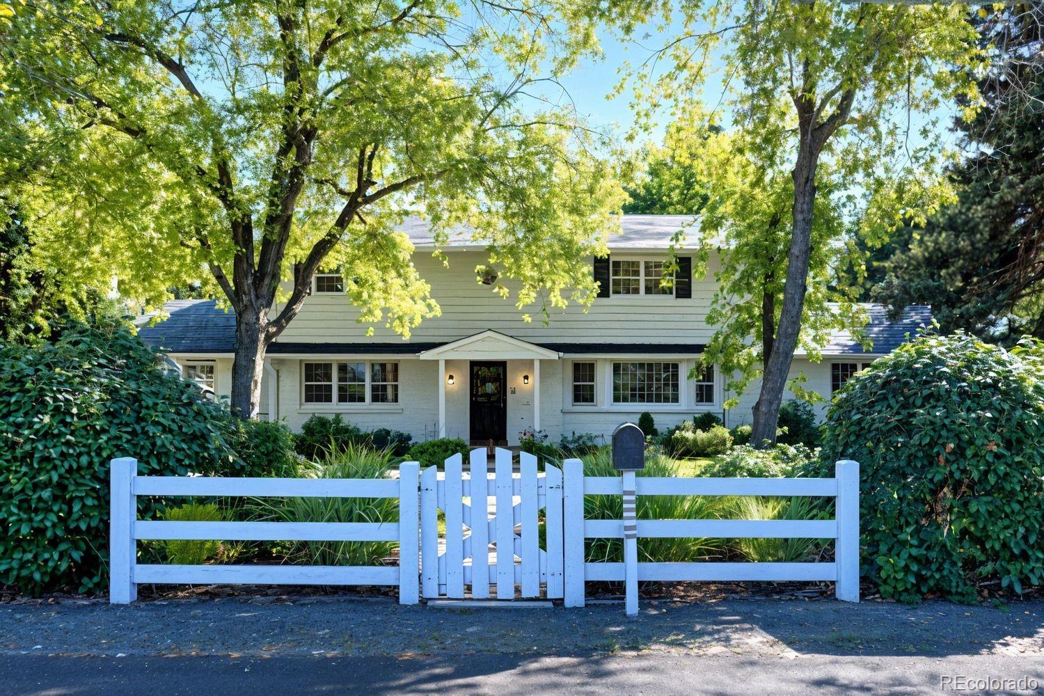 800 E Stanford Avenue, Englewood CO 80113