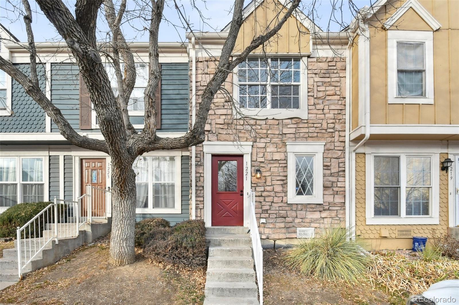 1221 S Idalia Street, Aurora CO 80017