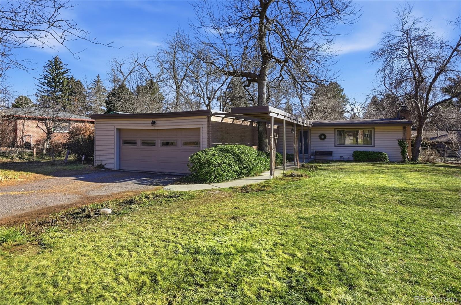 960 Dudley Street, Lakewood CO 80215