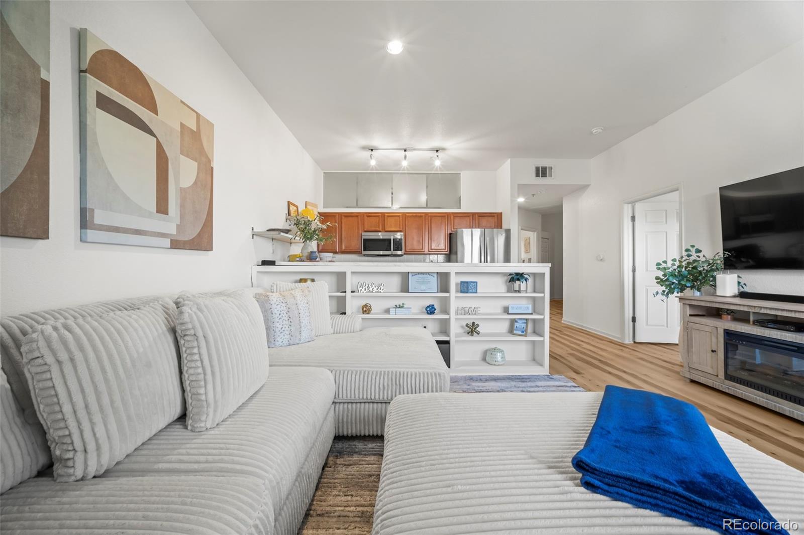 15475 Andrews Drive Unit 307, Denver CO 80239