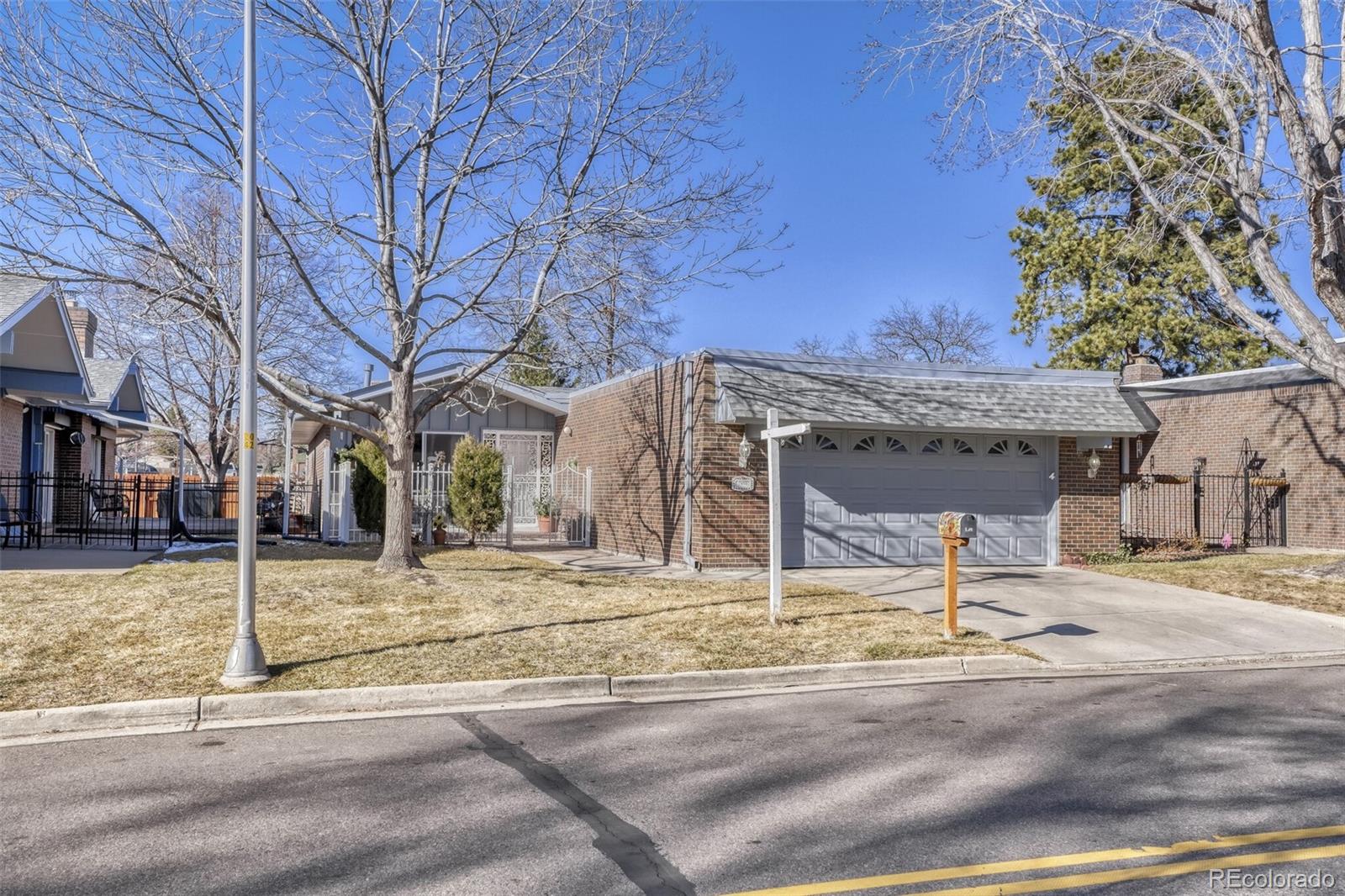 7453 W Cedar Circle, Lakewood CO 80226