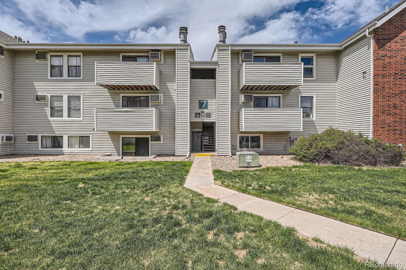 10150 E Virginia Avenue Unit 7-301, Denver CO 80247