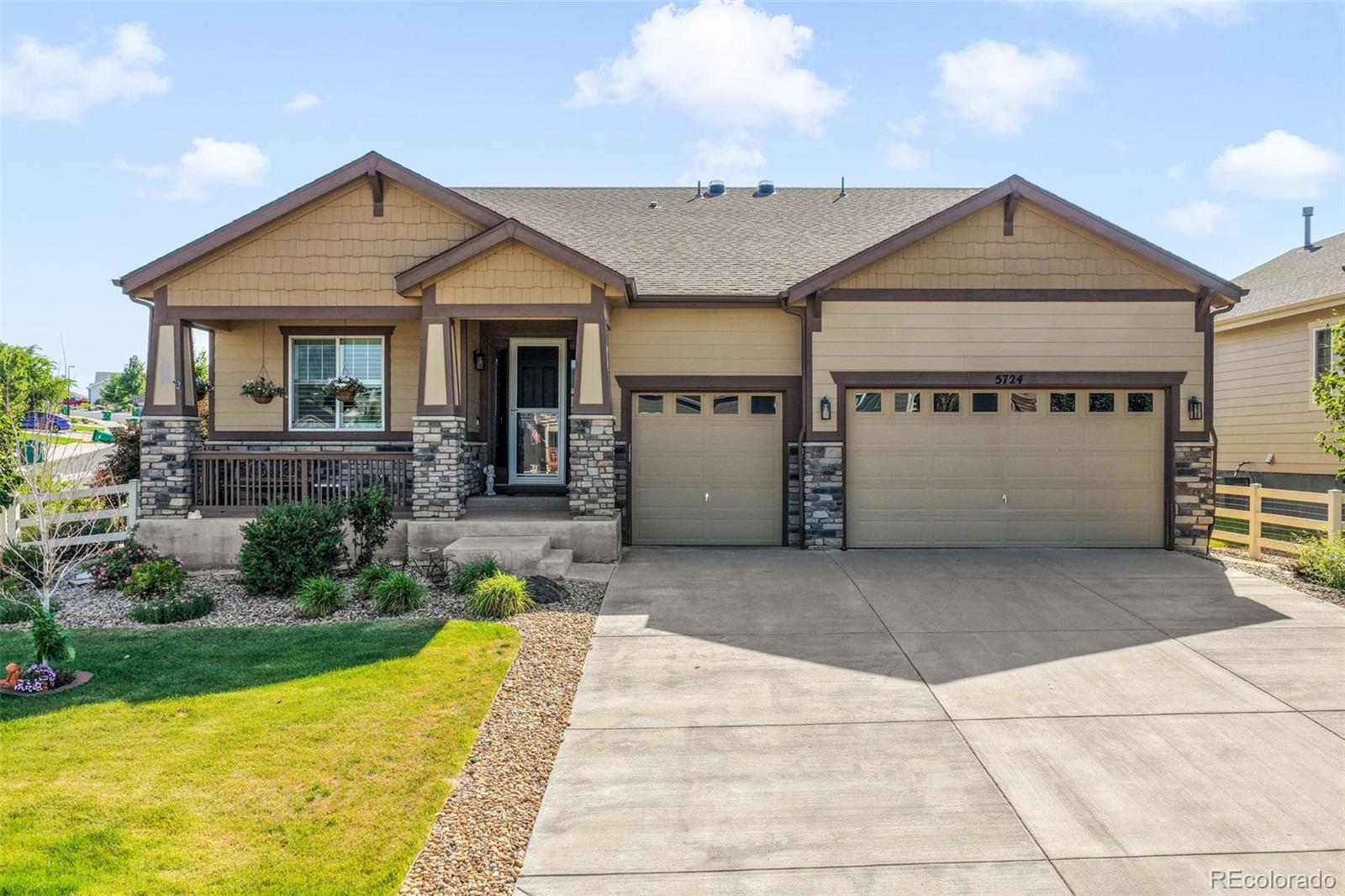 5724 Berry Ridge Way, Castle Rock CO 80104
