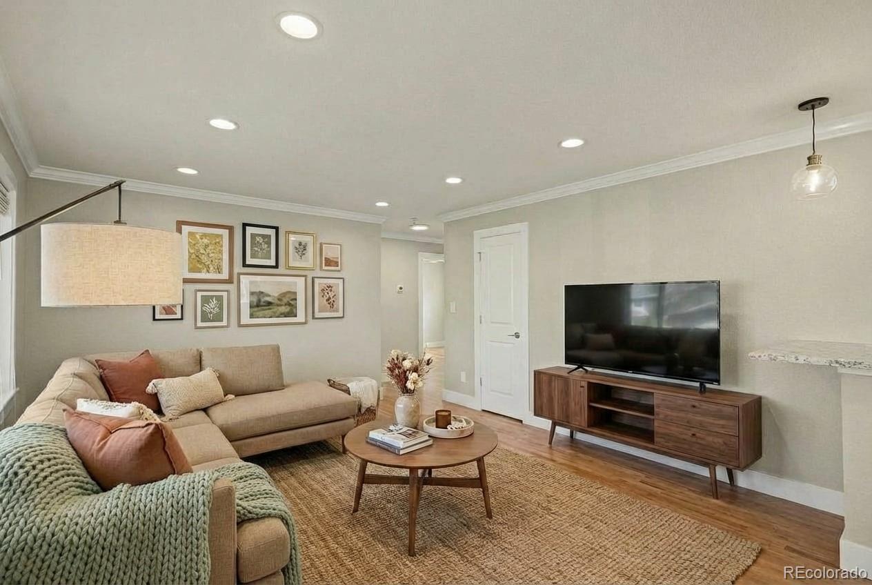 2580 S Perry Street, Denver CO 80219