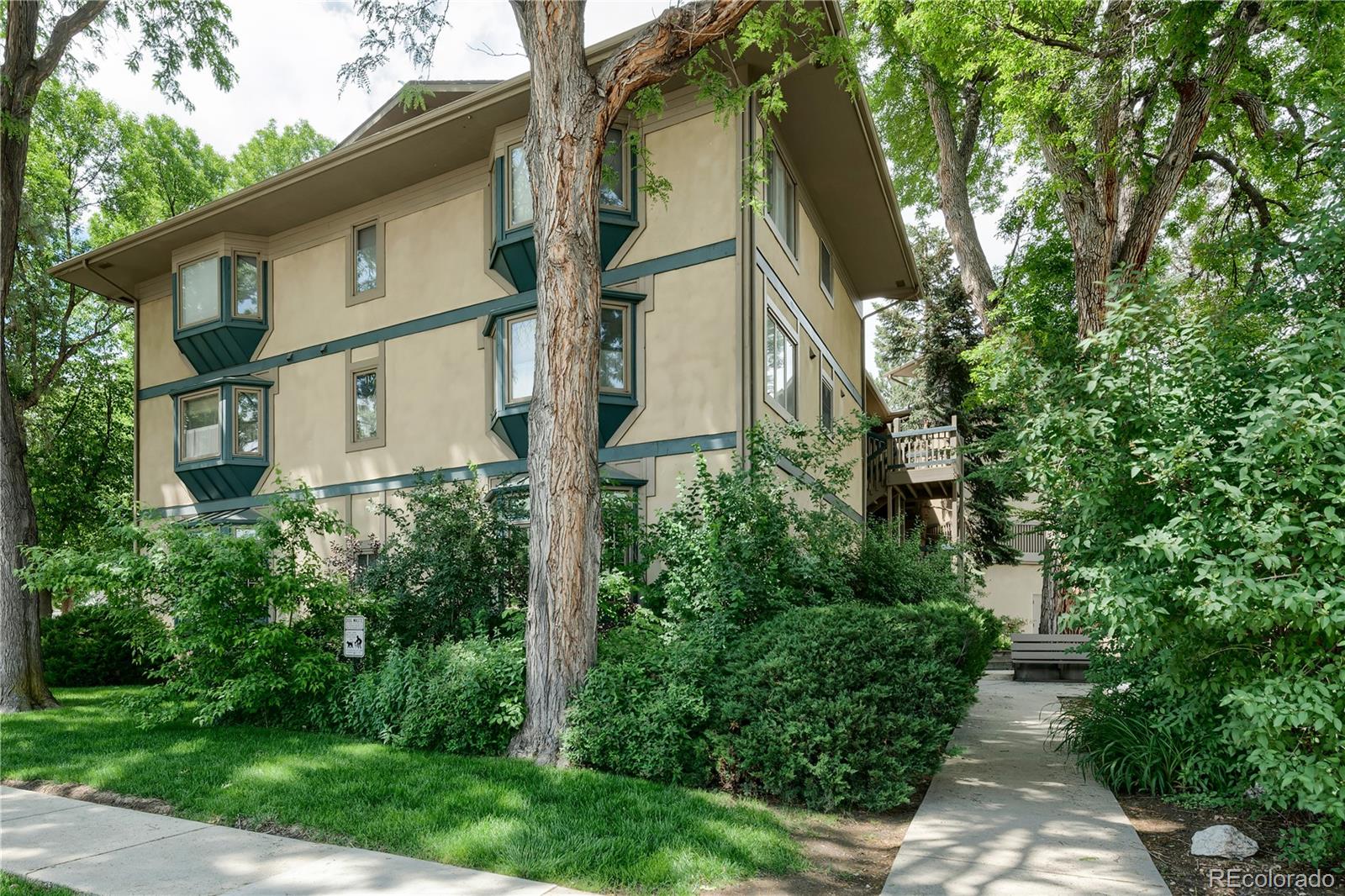 400 Emery Street Unit 202, Longmont CO 80501