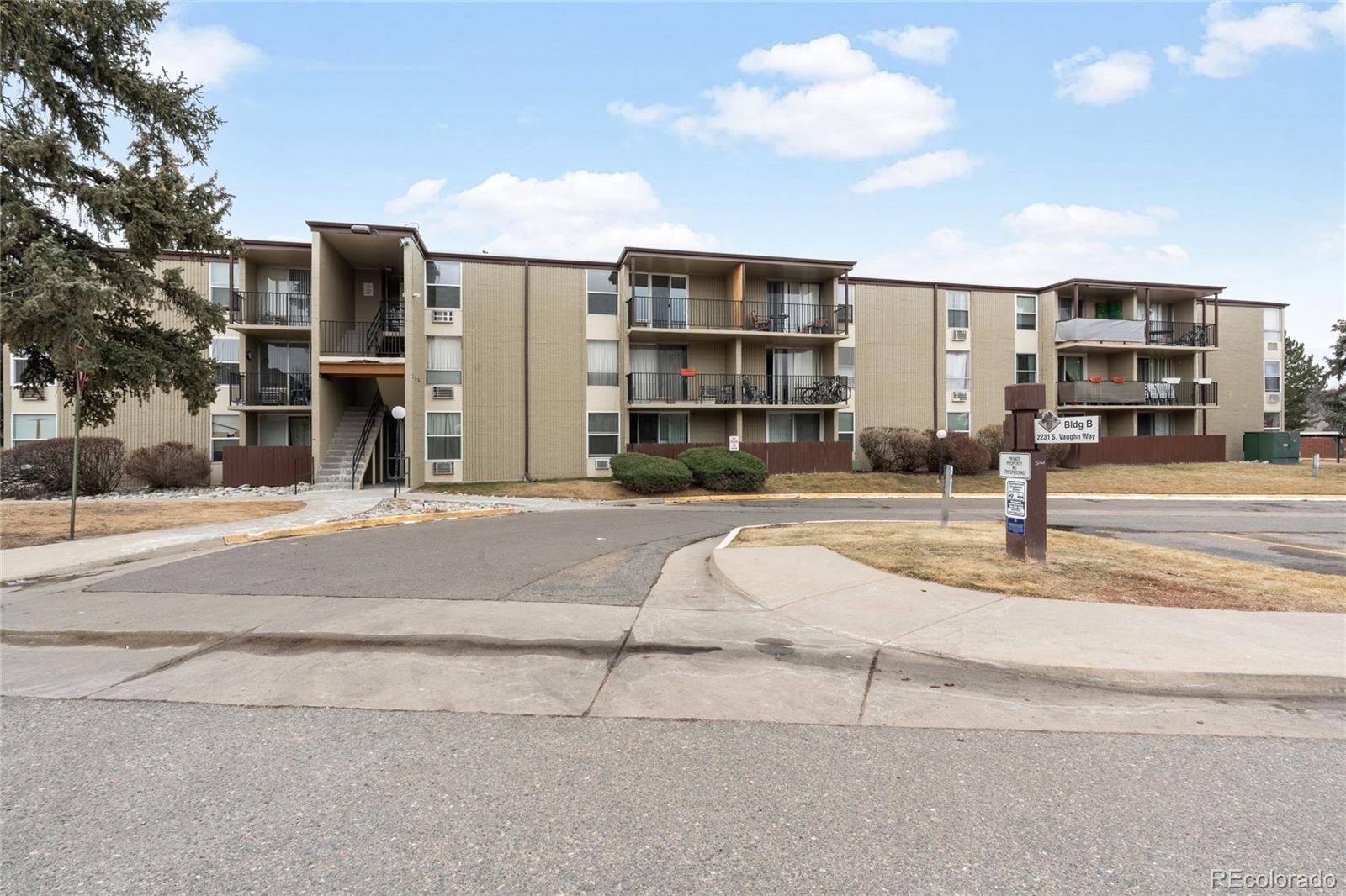 2231 S Vaughn Way Unit 216B, Aurora CO 80014