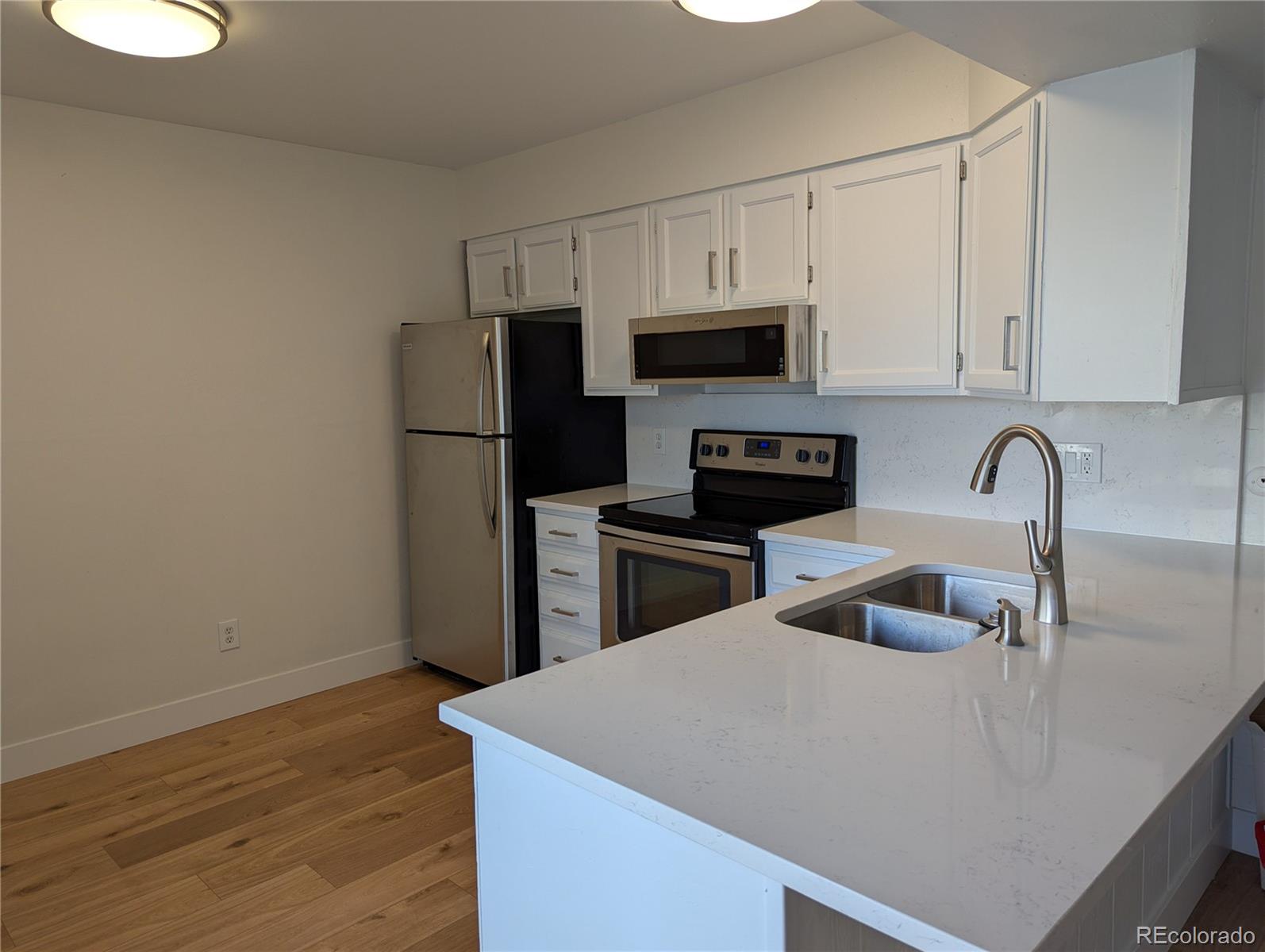 2439 S Xanadu Way Unit B, Aurora CO 80014