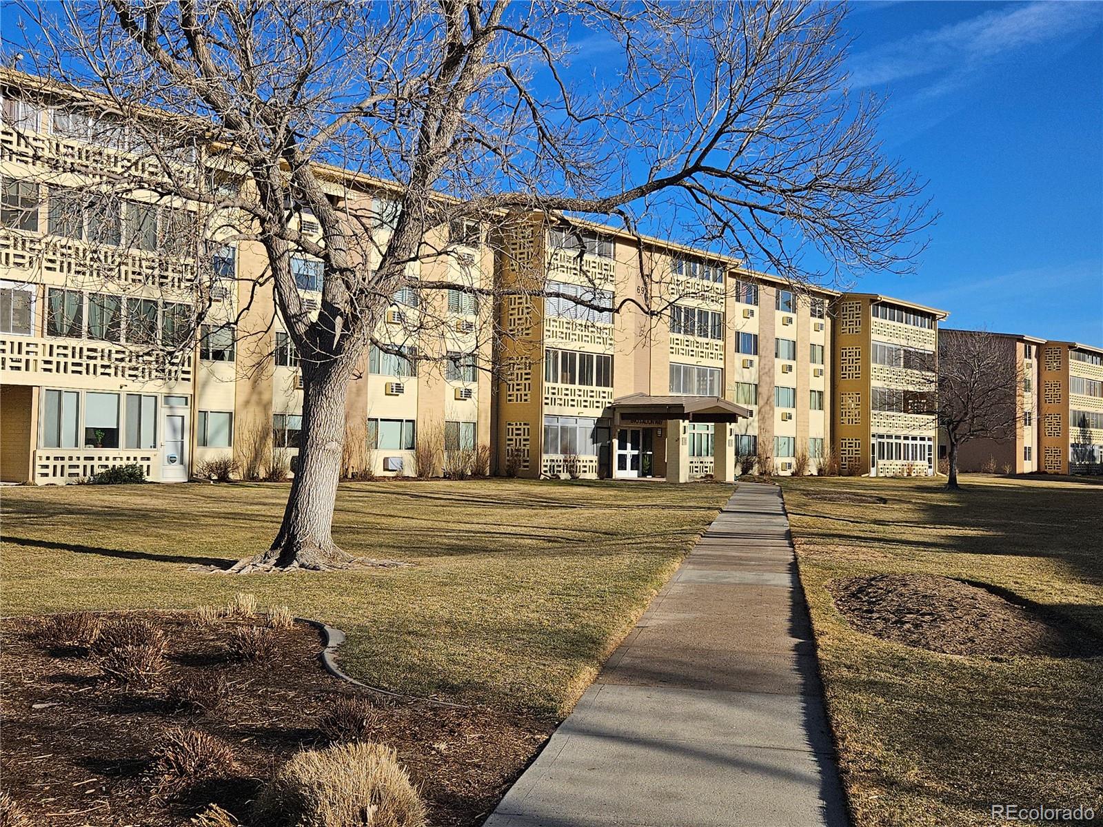 690 S Alton Way Unit 10D, Denver CO 80247