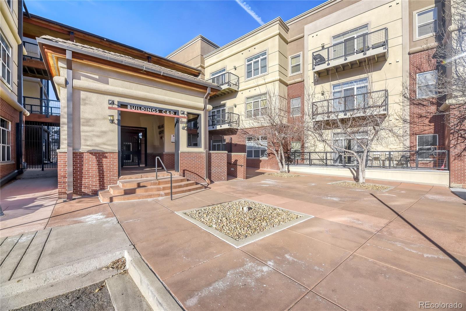 5677 S Park Place Unit D302, Englewood CO 80111