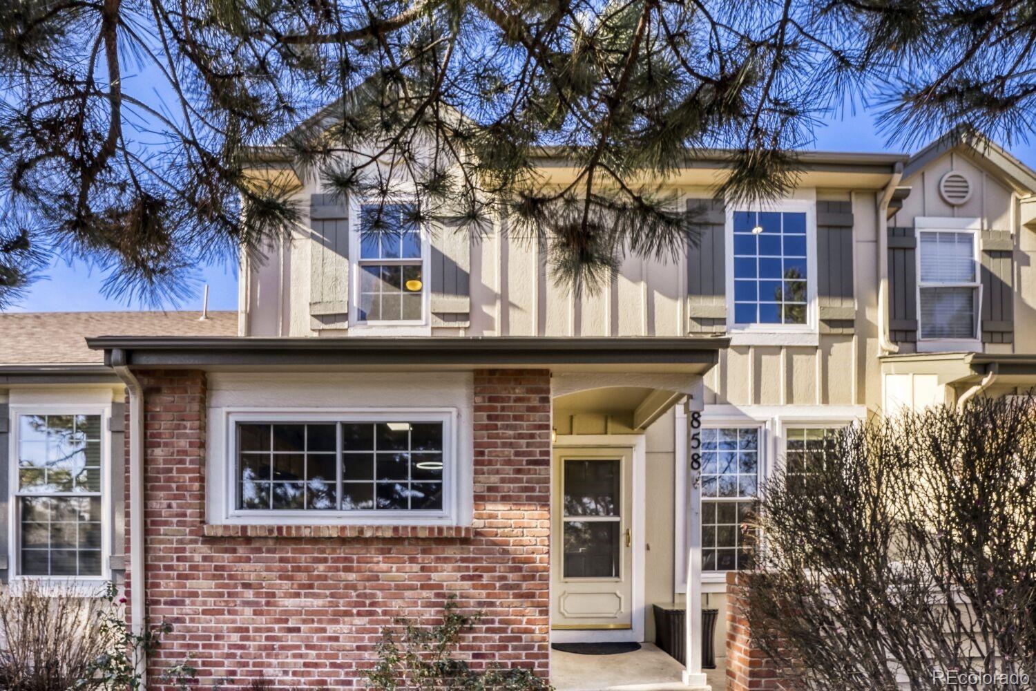 858 S Granby Circle, Aurora CO 80012