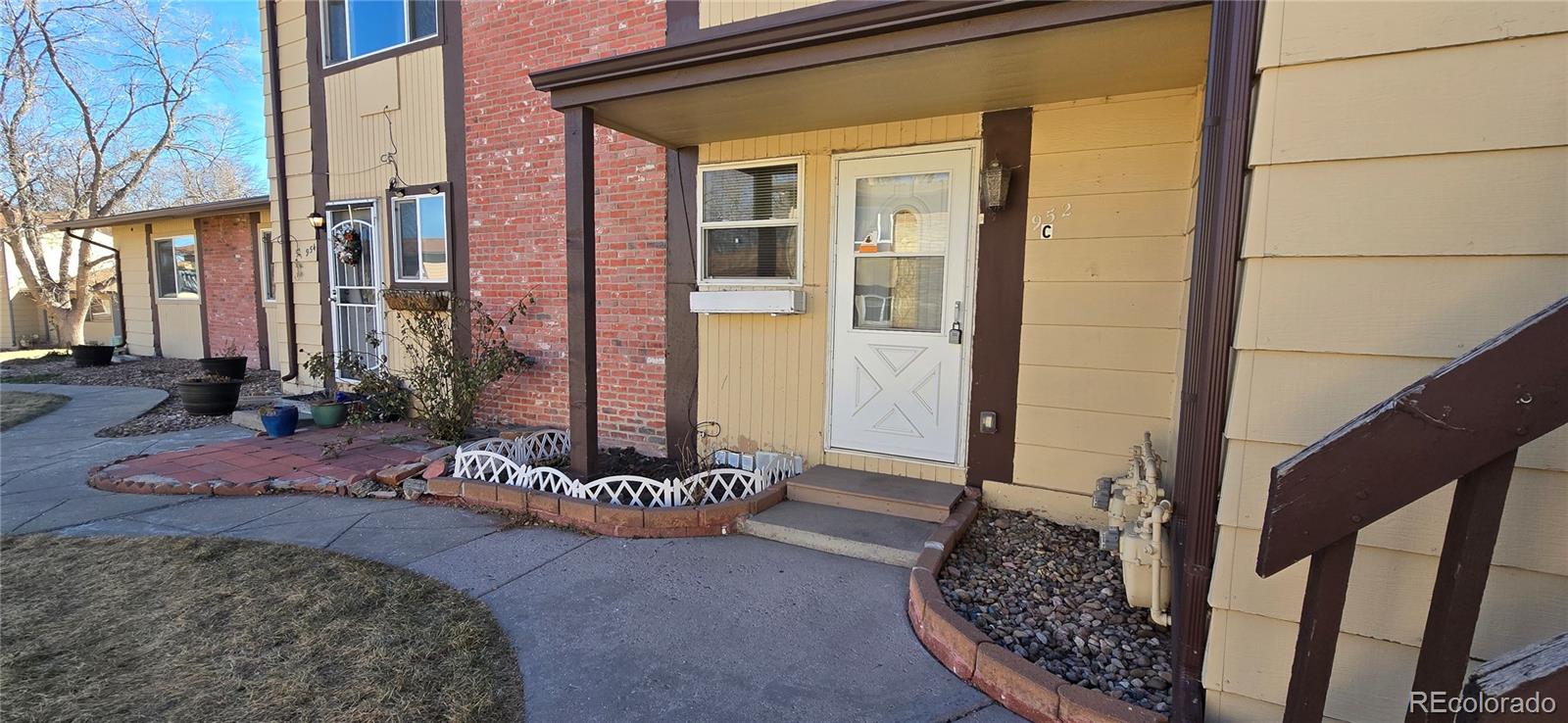 952 Coronado Parkway Unit C, Denver CO 80229